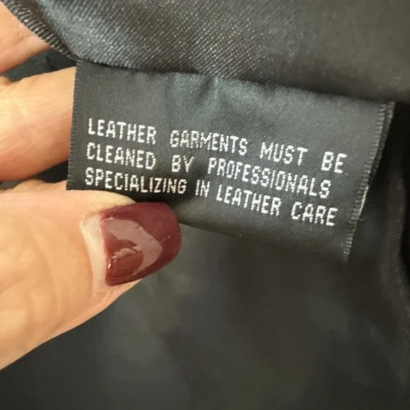 Genuine Leather Limited Women's Black Size Large, Long, Trenchcoat‎ Jacket EUC - Picture 12 of 12